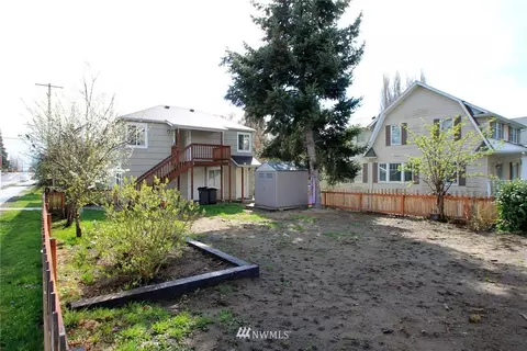 1708 35th St, Everett, WA 98201 photo 1