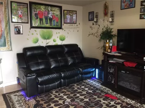 429 60th St SE, Everett, WA 98203 photo 2