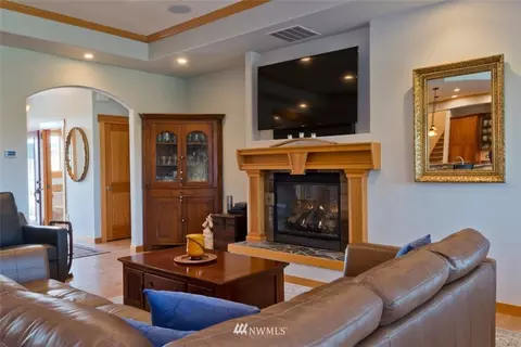 1456 W Hendrickson Rd, Sequim, WA 98382 photo 10