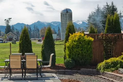 1456 W Hendrickson Rd, Sequim, WA 98382 photo 4