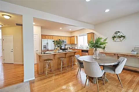 9830 32nd Dr SE, Everett, WA 98208 photo 6