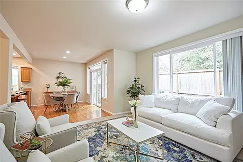 9830 32nd Dr SE, Everett, WA 98208 photo 4