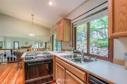 24122 26th Ave SE, Bothell, WA 98021 photo 10