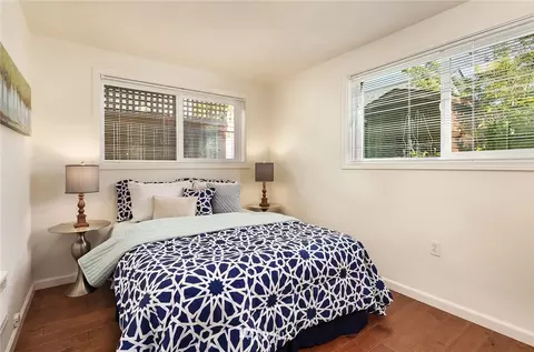 4232 Midvale Ave N, Seattle, WA 98103 photo 11