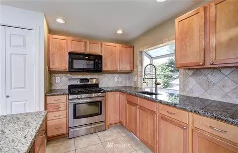 1233 232nd Pl SW, Bothell, WA 98021 photo 6