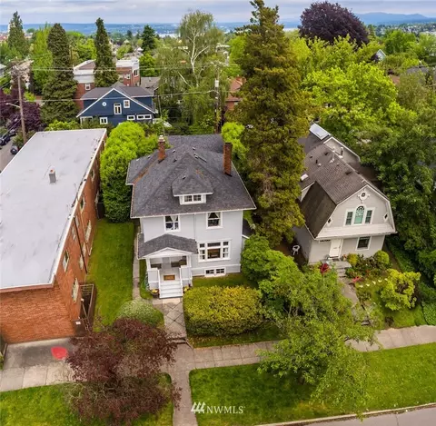 528 16th Ave E, Seattle, WA 98112 photo 2