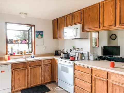 2121 Chestnut St, Everett, WA 98201 photo 14