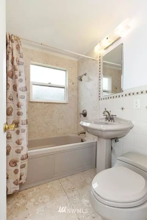 129 30th Ave E, Seattle, WA 98112 photo 15