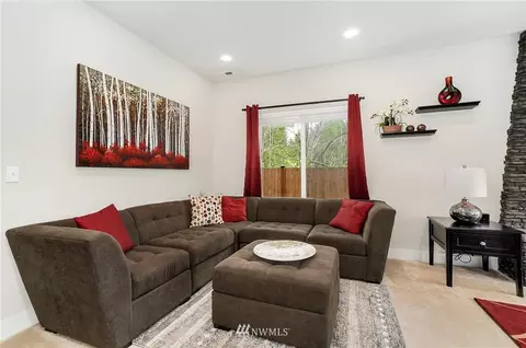 18103 34th Dr SE, Bothell, WA 98012 photo 2