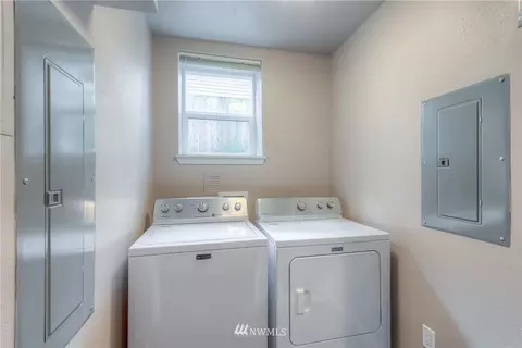 2618 Walnut St, Everett, WA 98201 photo 23