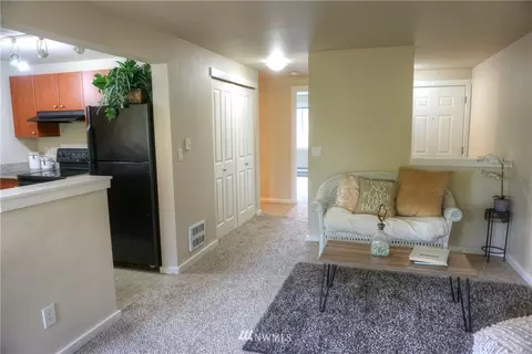 12404 E Gibson Rd #B204, Everett, WA 98204 photo 7