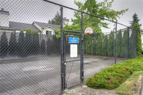 12404 E Gibson Rd #B204, Everett, WA 98204 photo 5