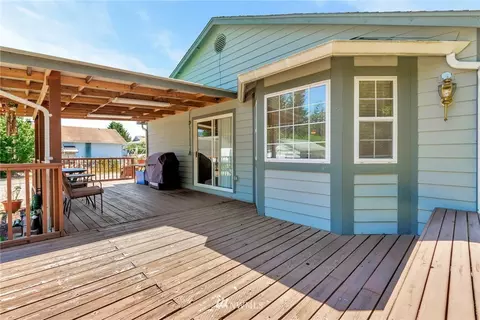 1609 185th St E, Spanaway, WA 98387 photo 21