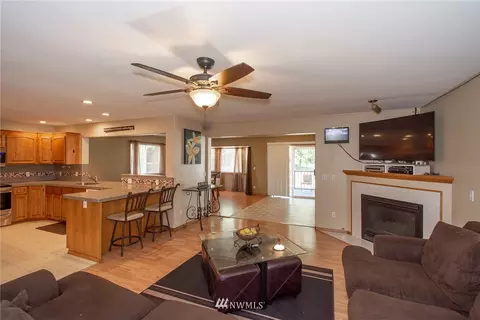 1609 185th St E, Spanaway, WA 98387 photo 11