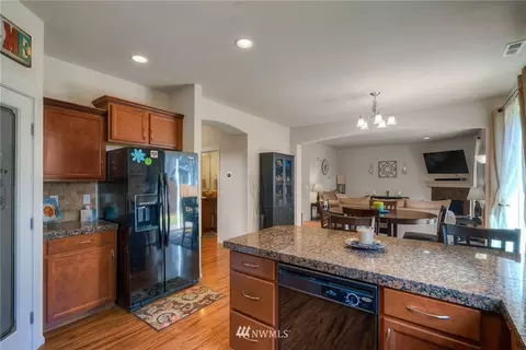 8418 198th St E, Spanaway, WA 98387 photo 9