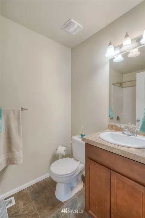 8418 198th St E, Spanaway, WA 98387 photo 17