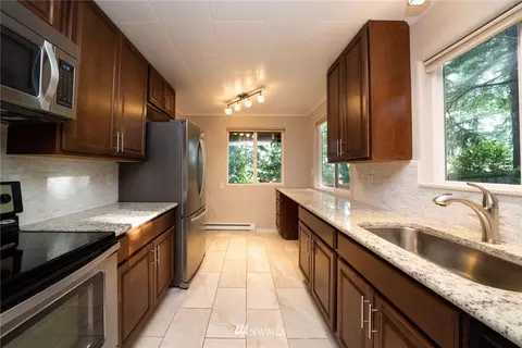 18715 107th Ave NE, Bothell, WA 98011 photo 6