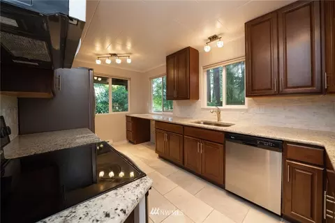18715 107th Ave NE, Bothell, WA 98011 photo 4