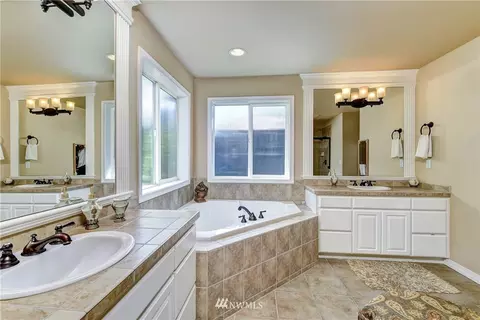 21310 37th Ave SE, Bothell, WA 98021 photo 22