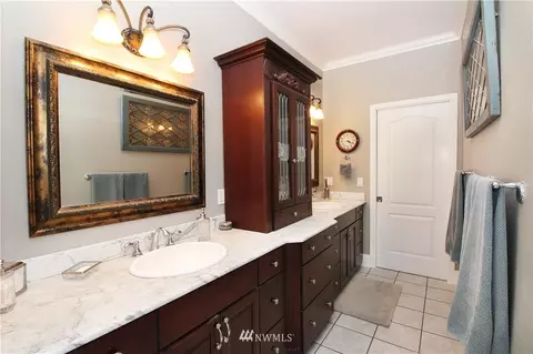 31 E Soderberg, Allyn, WA 98524 photo 20