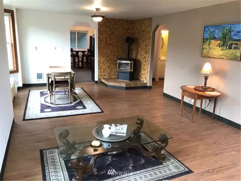 507 Alder, Sultan, WA 98294 photo 2