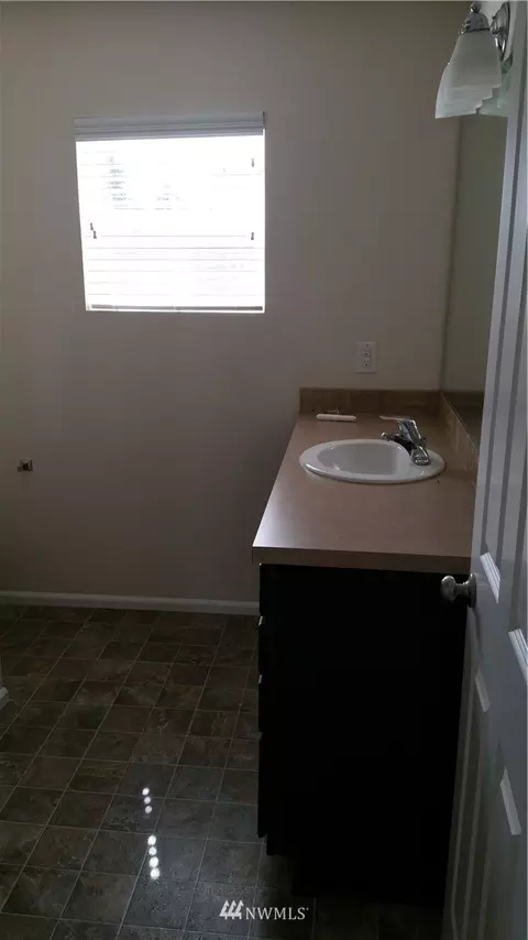 18016 16th Avenue Ct E, Spanaway, WA 98387 photo 16