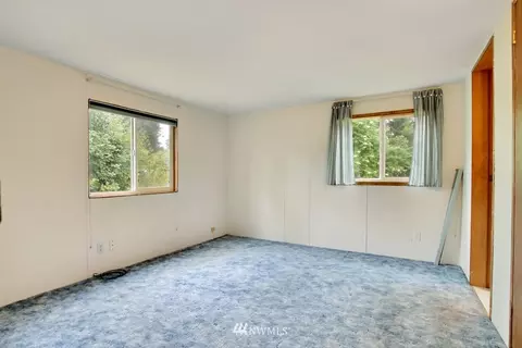 939 Tipsoo Loop N, Rainier, WA 98576 photo 10