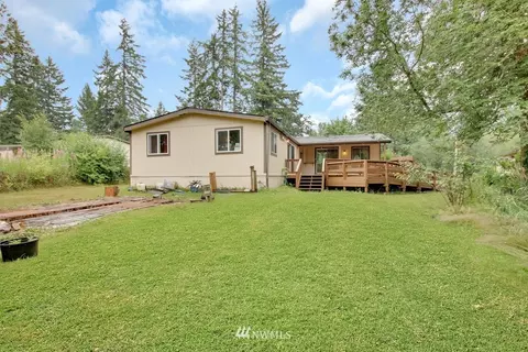 939 Tipsoo Loop N, Rainier, WA 98576 photo 16