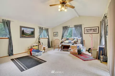 939 Tipsoo Loop N, Rainier, WA 98576 photo 3