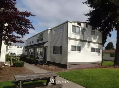 202 Baltimore St, Longview, WA 98632 photo 4