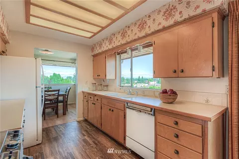 4869 Alpine Dr, Everett, WA 98203 photo 8