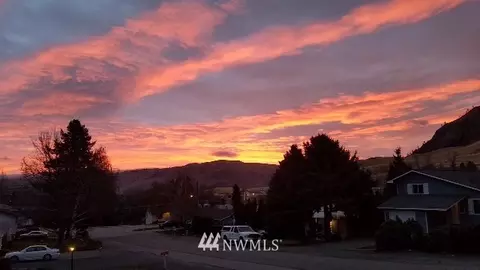 209 E Franklin Ave, Chelan, WA 98816 photo 25