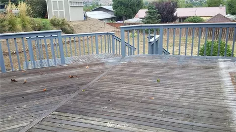 209 E Franklin Ave, Chelan, WA 98816 photo 23