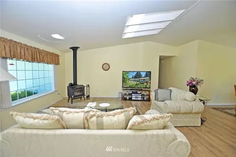 8010 270th St E, Graham, WA 98338 photo 6