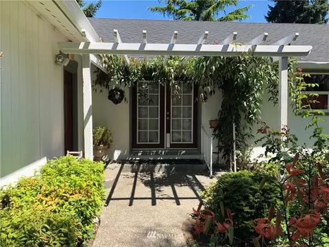 301 Leber St NE, Orting, WA 98360 photo 5