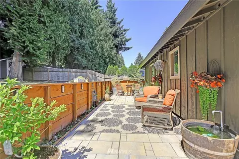 8902 Emerson Pl, Everett, WA 98208 photo 15