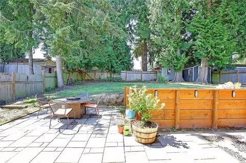 8902 Emerson Pl, Everett, WA 98208 photo 16