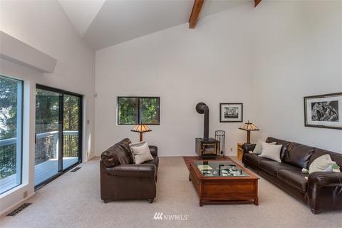 2086 E Grapeview Loop Rd, Grapeview, WA 98546 photo 5