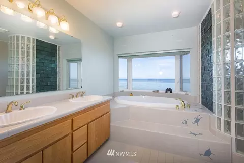 53 Seashore Ln, Sequim, WA 98382 photo 18