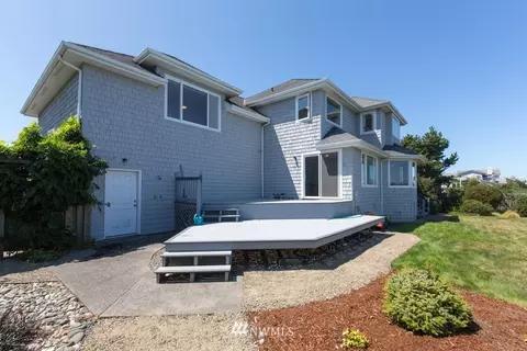 53 Seashore Ln, Sequim, WA 98382 photo 3