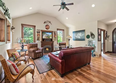 290 E Soderberg Rd, Allyn, WA 98524 photo 6
