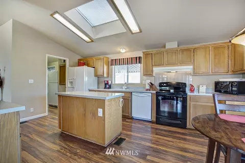14024 72nd St E, Sumner, WA 98390 photo 7