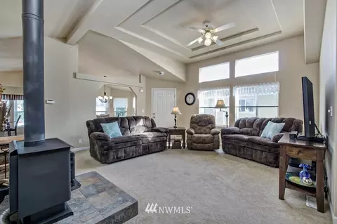 14024 72nd St E, Sumner, WA 98390 photo 6