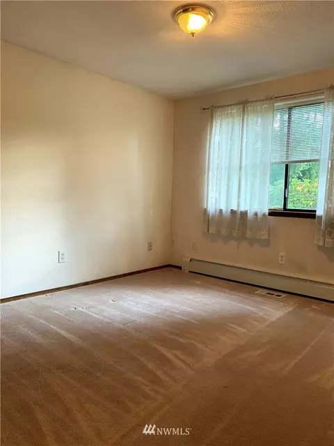 18006 B St E, Spanaway, WA 98387 photo 10