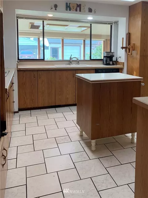 18006 B St E, Spanaway, WA 98387 photo 6