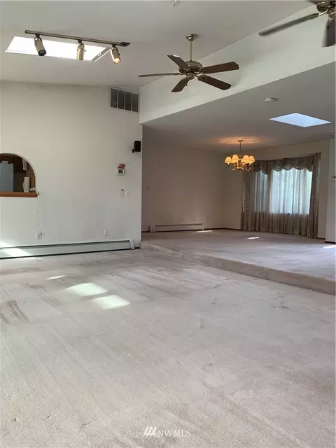 18006 B St E, Spanaway, WA 98387 photo 5