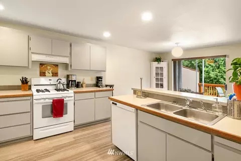 12419 48th Dr SE, Everett, WA 98208 photo 5