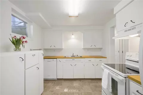 8306 5th Ave W, Everett, WA 98203 photo 6