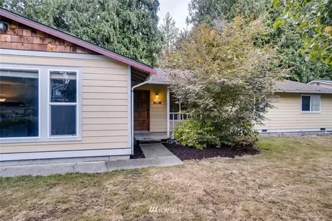 118 W Winesap Rd, Bothell, WA 98012 photo 2