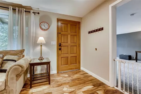 118 W Winesap Rd, Bothell, WA 98012 photo 4